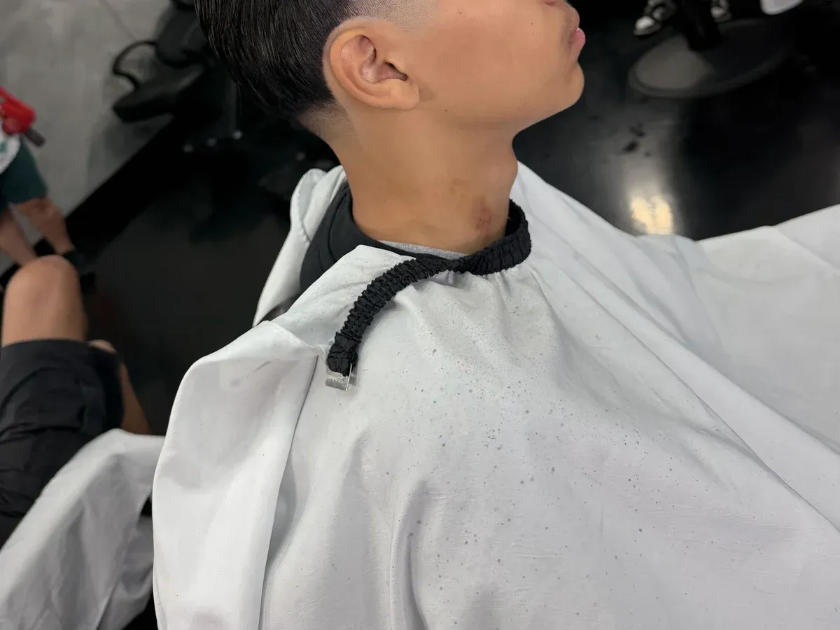 Close haircut detail by Cesar.fadez.